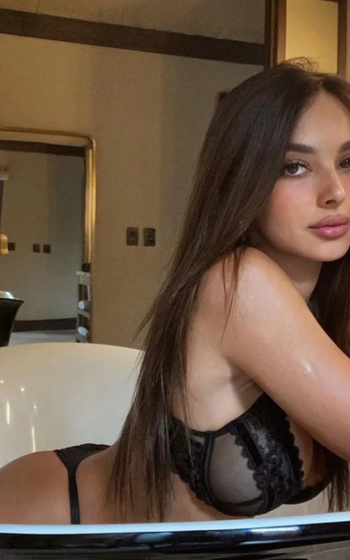 Ornella Rosso la tua compagnia perfetta per momenti indimenticabili